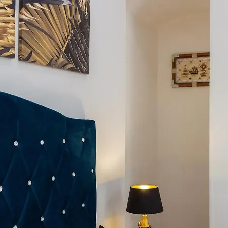 Appartamento Luxury Toni With Patio In The Heart Of