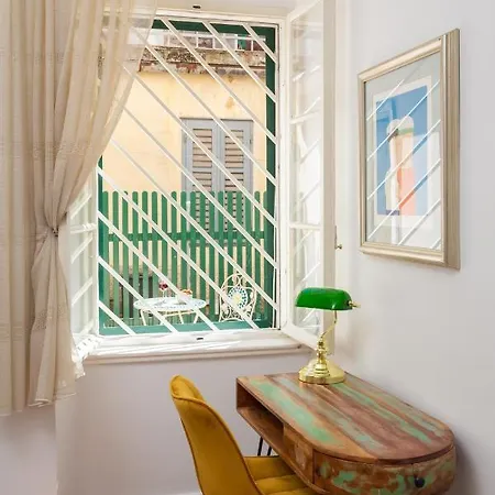 Luxury Toni With Patio In The Heart Of * Spalato