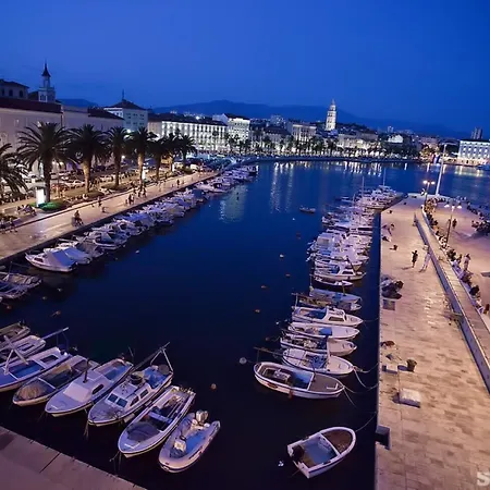 Appartamento Luxury Toni With Patio In The Heart Of Spalato