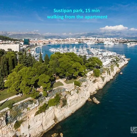 Luxury Toni With Patio In The Heart Of Split